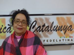 Marianela Peña:  “La dona migrant viatja amb la pàtria a la maleta”